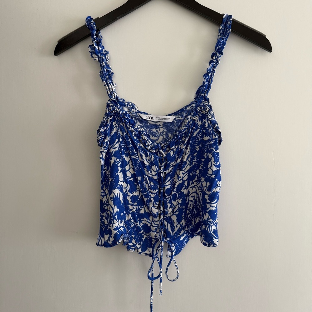 Zara Blue Floral Crop Top